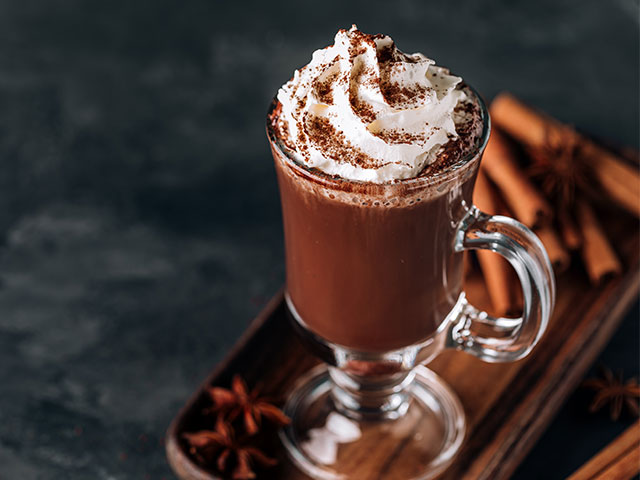 Chocolate Europeu com Nutella e Chantilly